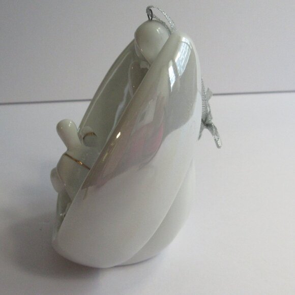 Apple Tree Design Porcelain Angel 3D Nativity Ornament White Gold Trim Christmas - Picture 10 of 12